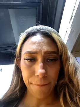 salome drasin online show from 10/03/25, 01:57