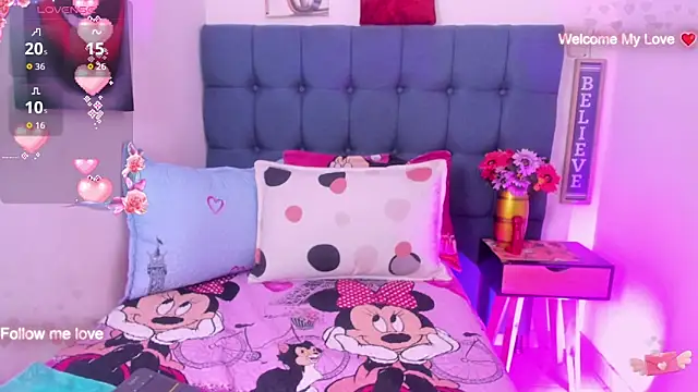 Hellen starx online show from 10/24/25, 04:53