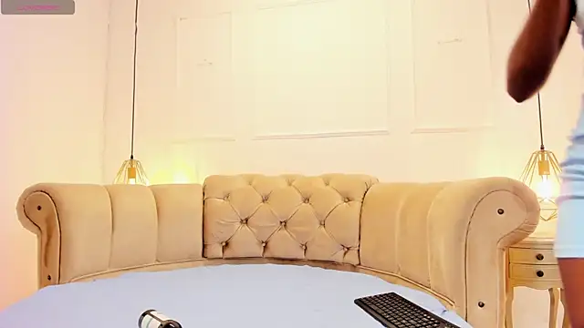 Snapshot of briannaduque chatting on 03/02/25, 12:32 briannaduque online show from 03/02/25, 12:32