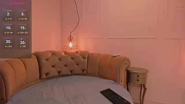 Snapshot of briannaduque chatting on 03/05/25, 01:06 briannaduque online show from 03/05/25, 01:06