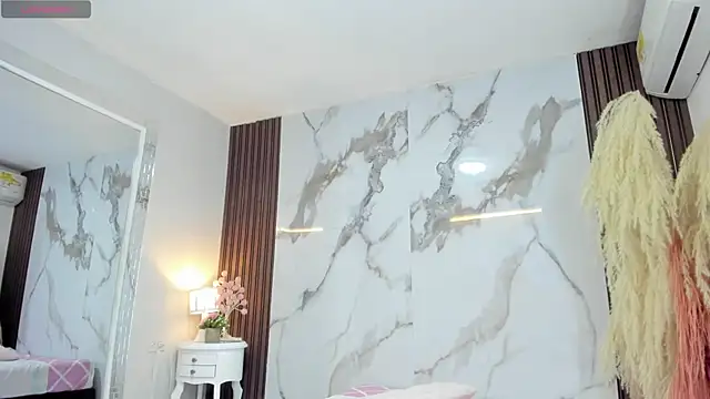 Snapshot of briannaduque chatting on 09/17/25, 08:21 briannaduque online show from 09/17/25, 08:21