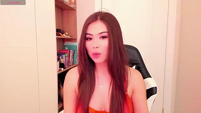 may mia online show from 12/19/25, 03:30