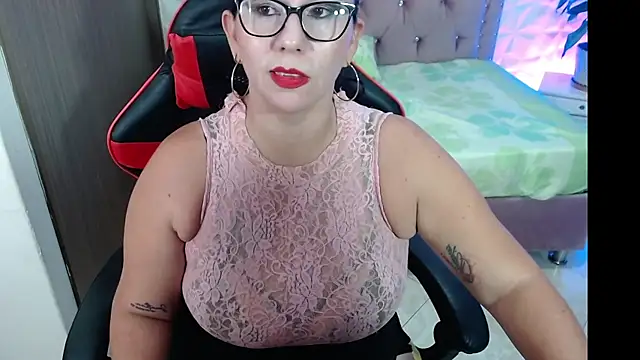 ashleylove prg online show from 12/29/24, 06:45