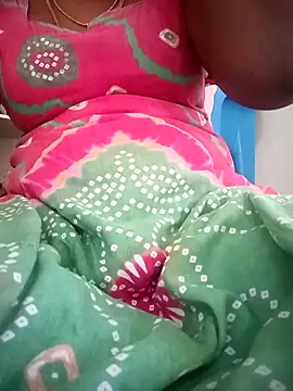 Cute-chinny online show from 01/28/25, 08:14