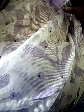 Cute-chinny online show from 01/28/25, 05:14