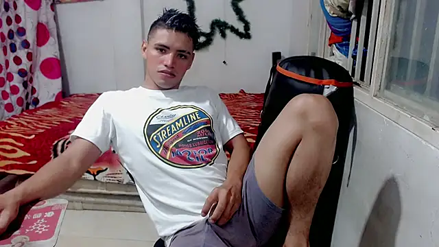 Snapshot of danilo302209 chatting on 01/05/25, 11:22 danilo302209 online show from 01/05/25, 11:22