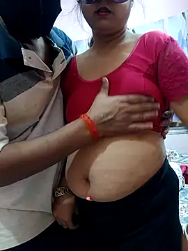 Snapshot of Cute-manisha chatting on 01/17/25, 03:12 Cute-manisha online show from 01/17/25, 03:12