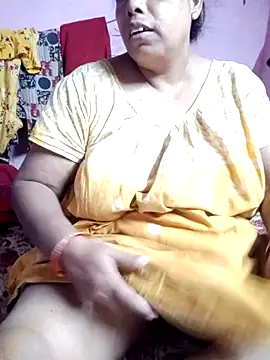 Hotty-rumi online show from 10/17/25, 03:03