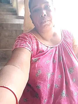 Hotty-rumi online show from 02/28/26, 04:46