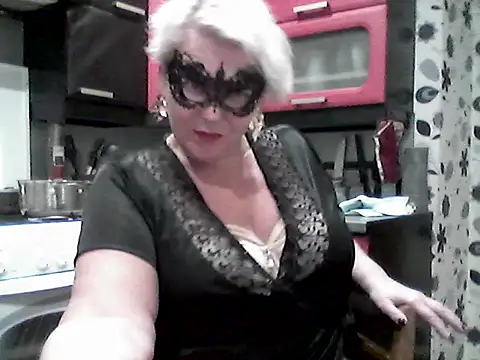 Lisa Suzie online show from 03/02/26, 04:58