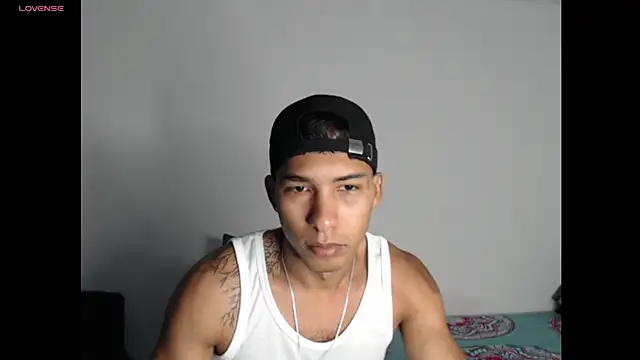 maximo vega newv online show from 12/23/24, 12:30