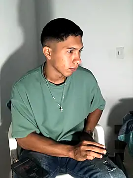 maximo vega newv online show from 11/23/25, 04:29