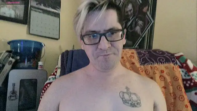 Snapshot of AryanJCole666 chatting on 12/14/24, 10:39 AryanJCole666 online show from 12/14/24, 10:39