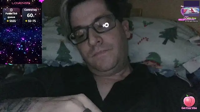 Snapshot of AryanJCole666 chatting on 12/21/24, 06:34 AryanJCole666 online show from 12/21/24, 06:34