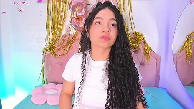 Snapshot of amandalee01 chatting on 01/16/26, 07:07 amandalee01 online show from 01/16/26, 07:07