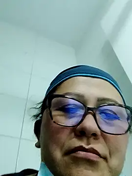 Snapshot of Darly_Gomez chatting on 01/12/25, 09:51 Darly Gomez online show from 01/12/25, 09:51