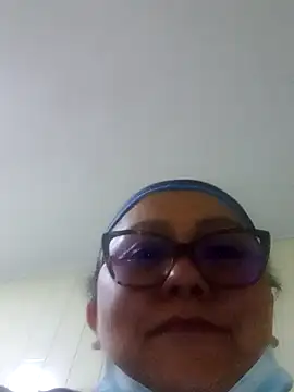 Snapshot of Darly_Gomez chatting on 01/17/25, 10:56 Darly Gomez online show from 01/17/25, 10:56