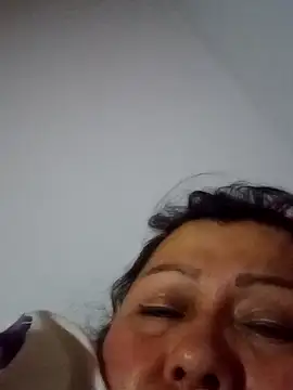 Snapshot of Darly_Gomez chatting on 02/06/25, 01:16 Darly Gomez online show from 02/06/25, 01:16