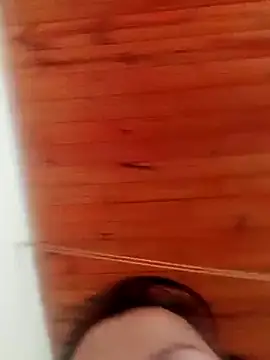 Snapshot of Darly_Gomez chatting on 02/14/25, 05:36 Darly Gomez online show from 02/14/25, 05:36