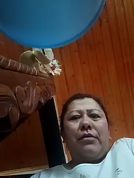 Snapshot of Darly_Gomez chatting on 11/25/25, 04:51 Darly Gomez online show from 11/25/25, 04:51