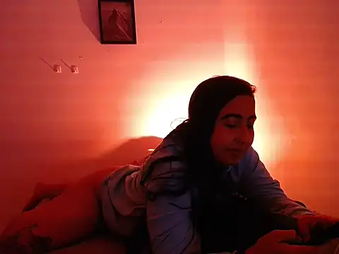 aria jhonsson online show from 12/29/24, 04:27