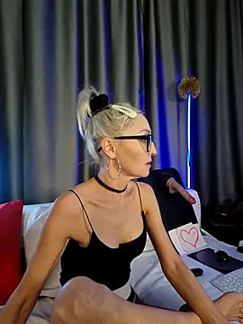 Milforja online show from 02/10/26, 02:32