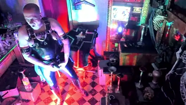 Snapshot of BULGEDEMON chatting on 01/18/26, 07:50 BULGEDEMON online show from 01/18/26, 07:50