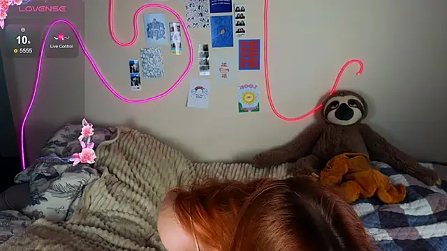 Penny Staaar online show from 02/13/25, 06:38