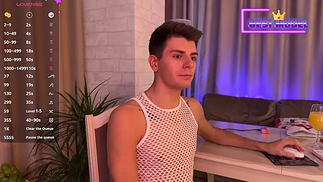 Walt Enjoy online show from 01/01/25, 09:09