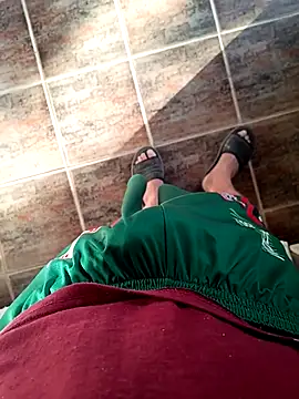 paubabando  online show from 12/16/25, 09:25