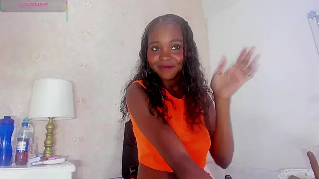 SARA COLLIINS  online show from 10/24/25, 08:16