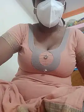 Snapshot of srivani143 chatting on 11/18/25, 07:35 srivani143 online show from 11/18/25, 07:35