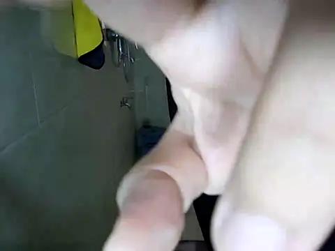 Weiwei5200 online show from 05/08/26, 01:55