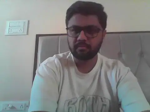 Snapshot of SexyyMotaLund57 chatting on 03/23/26, 05:44 SexyyMotaLund57 online show from 03/23/26, 05:44