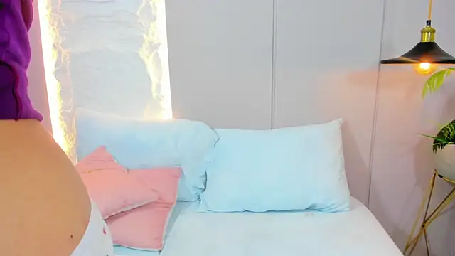 yaya23x online show from 03/20/25, 10:18