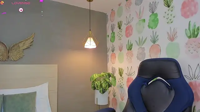 yaya23x online show from 10/14/25, 02:07