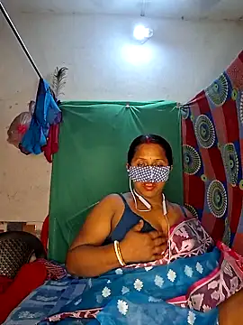Snapshot of Real_Desi_Couple chatting on 06/09/26, 05:24 Real Desi Couple online show from 06/09/26, 05:24