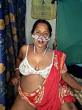 Snapshot of Real_Desi_Couple chatting on 07/08/26, 05:39 Real Desi Couple online show from 07/08/26, 05:39