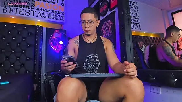 Snapshot of JoshMillerr_ chatting on 05/28/26, 07:22 JoshMillerr online show from 05/28/26, 07:22