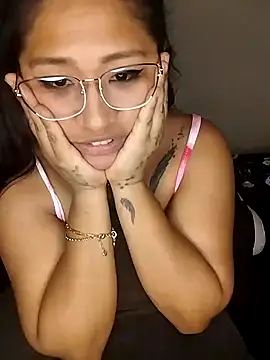 Snapshot of ineliveca chatting on 01/08/25, 02:46 ineliveca online show from 01/08/25, 02:46