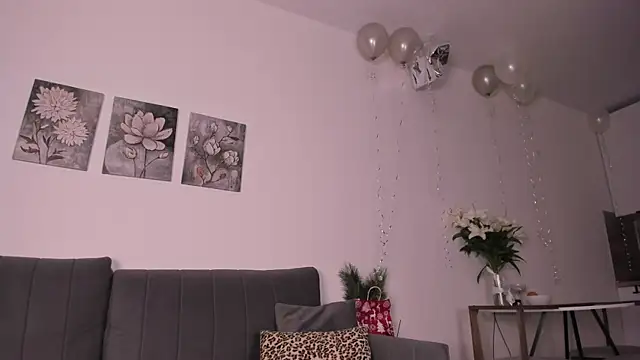 naomi asian online show from 01/10/26, 11:23