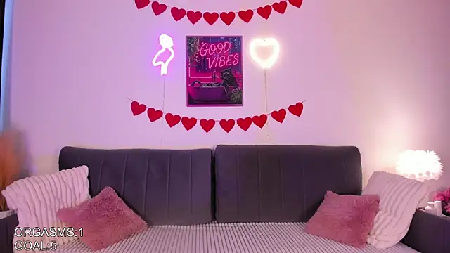 naomi asian online show from 02/15/26, 11:08