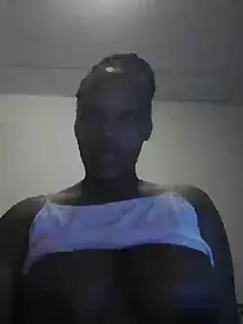 Snapshot of wet_Lips_x_x chatting on 01/05/25, 10:40 wet Lips x x online show from 01/05/25, 10:40