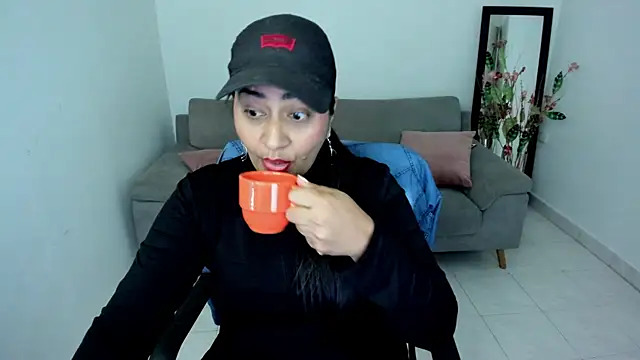 Adele Sweett online show from 11/03/25, 11:44