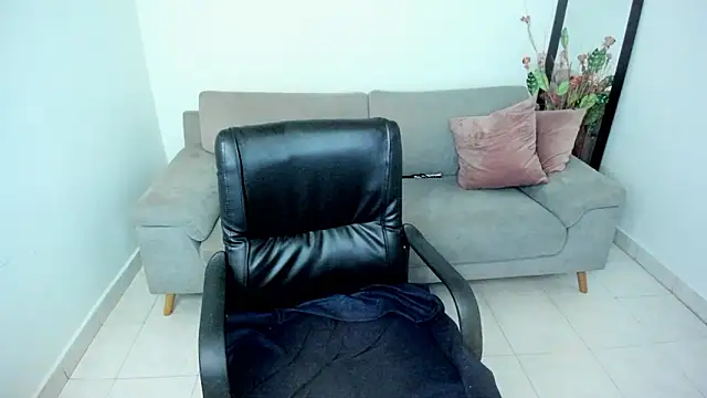 Snapshot of Adele_Sweett chatting on 03/03/26, 11:27 Adele Sweett online show from 03/03/26, 11:27