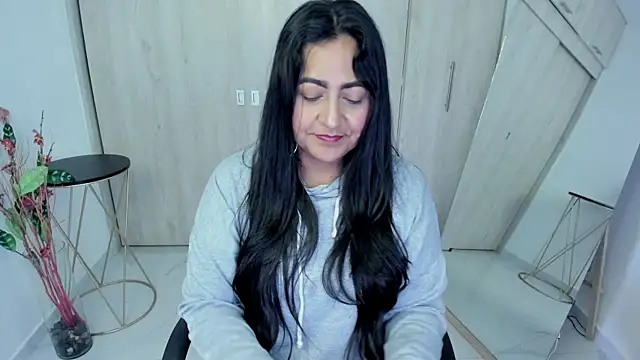 Adele Sweett online show from 07/03/26, 10:54