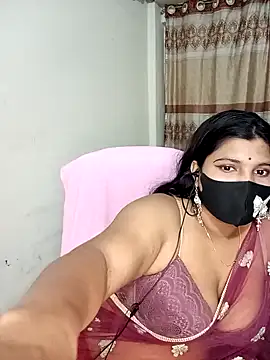 Hot-Angel  online show from 02/04/25, 12:11