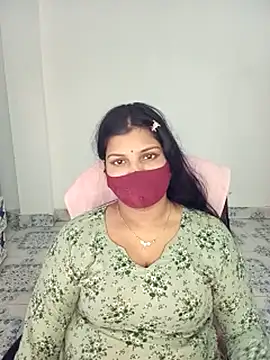 Hot-Angel  online show from 10/28/25, 01:20