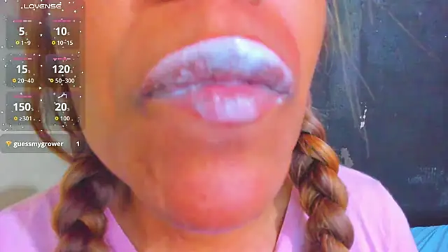 KamariaFyre online show from 11/29/25, 03:20