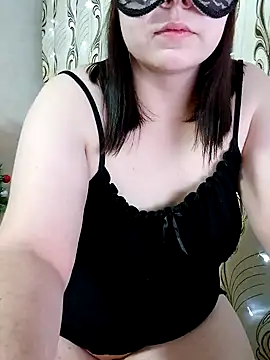 Snapshot of Miranda_Nancy chatting on 12/21/24, 04:57 Miranda Nancy online show from 12/21/24, 04:57